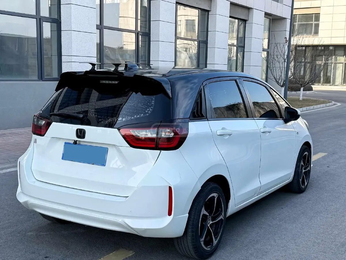 Honda FIT - фото 2