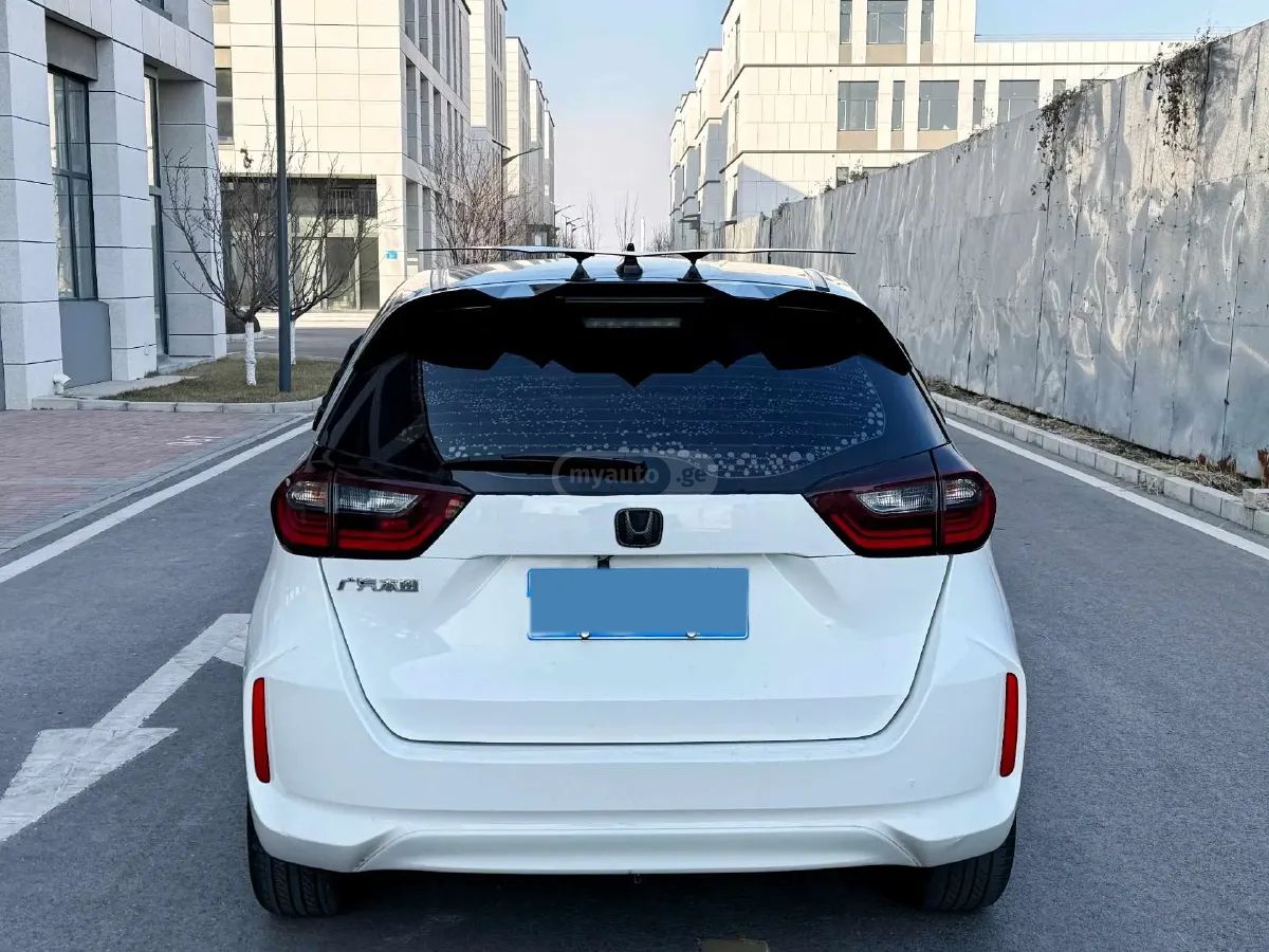 Honda FIT - фото 5