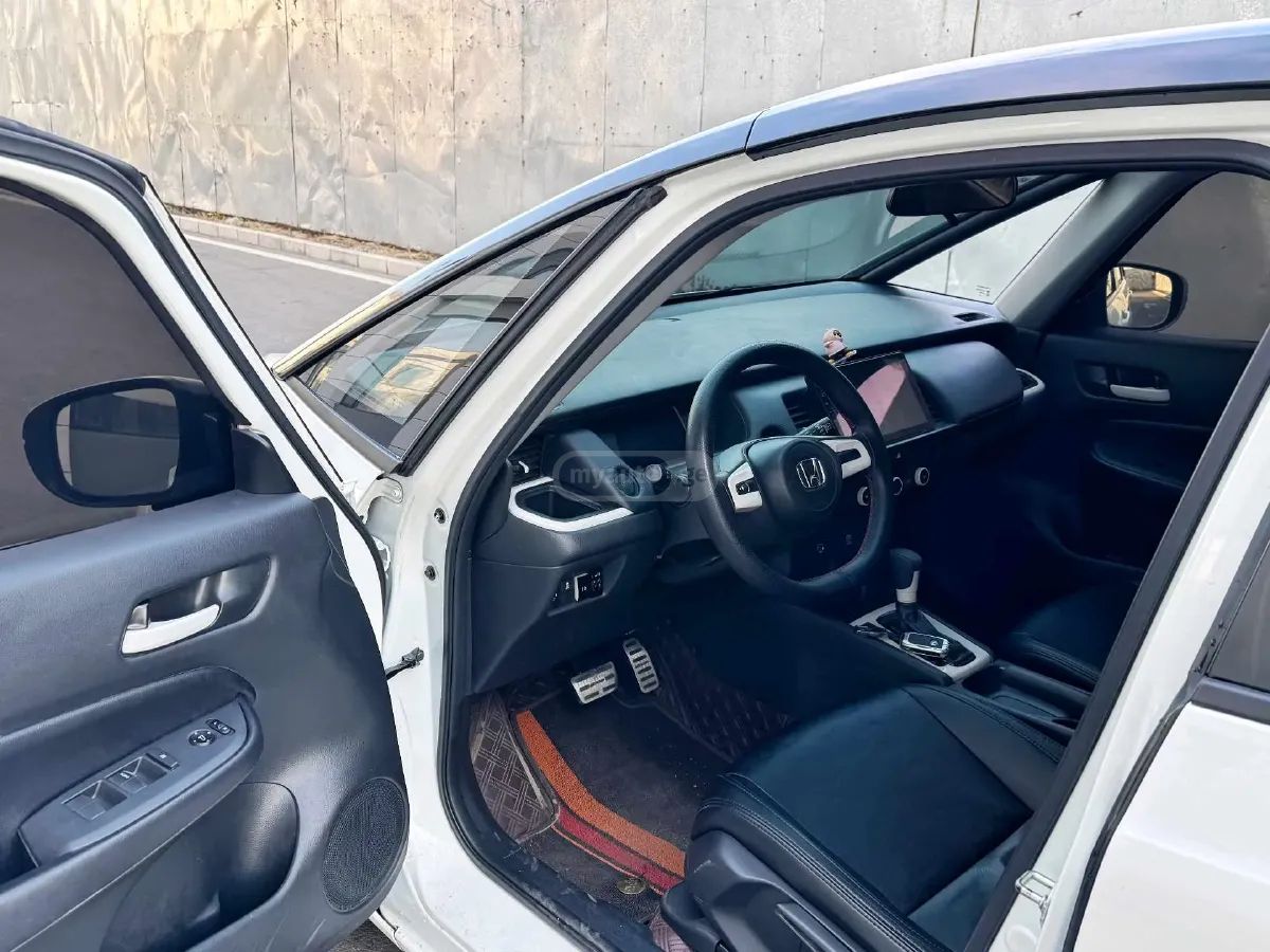 Honda FIT - фото 6