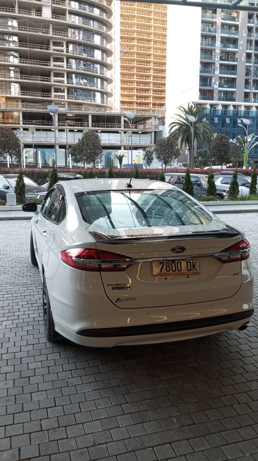 Ford Fusion - фото 4