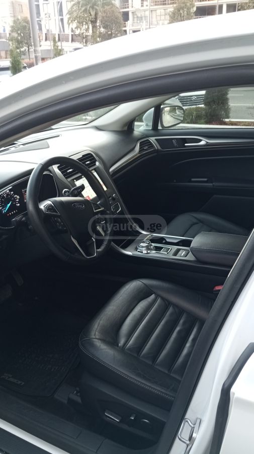 Ford Fusion - фото 7