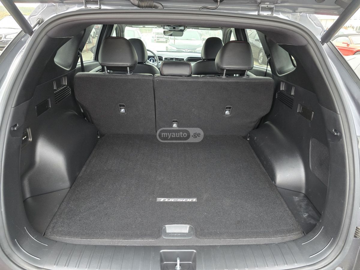 Hyundai N Line 4dr All-Wheel Drive Aut — миниатюра 6