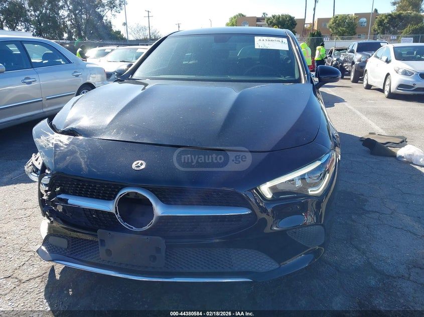 Mercedes-Benz CLA 250 - фото 10