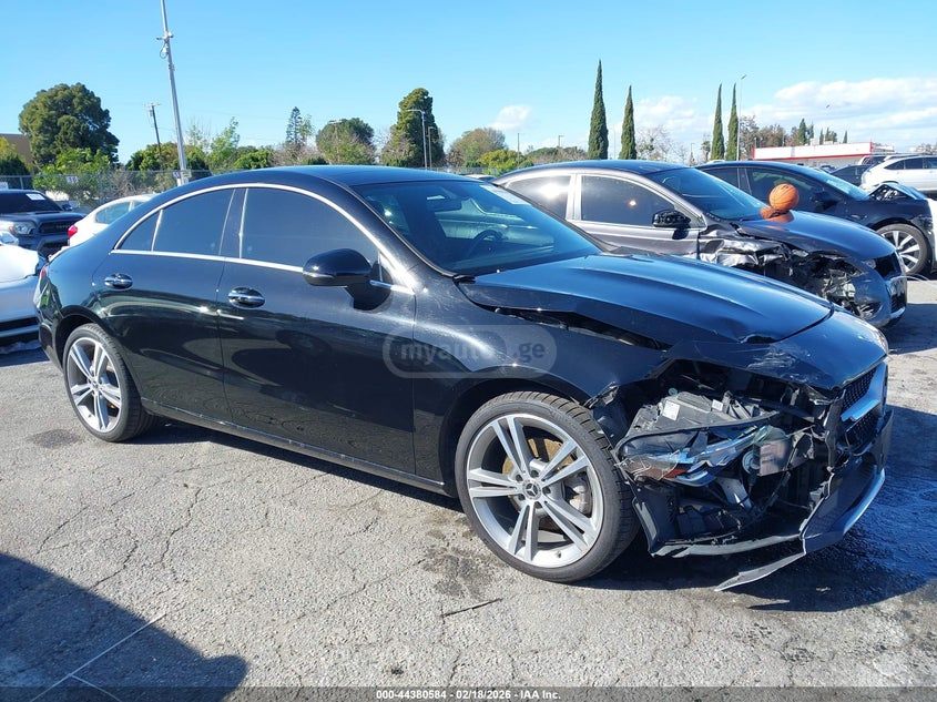 Mercedes-Benz CLA 250 - фото 11