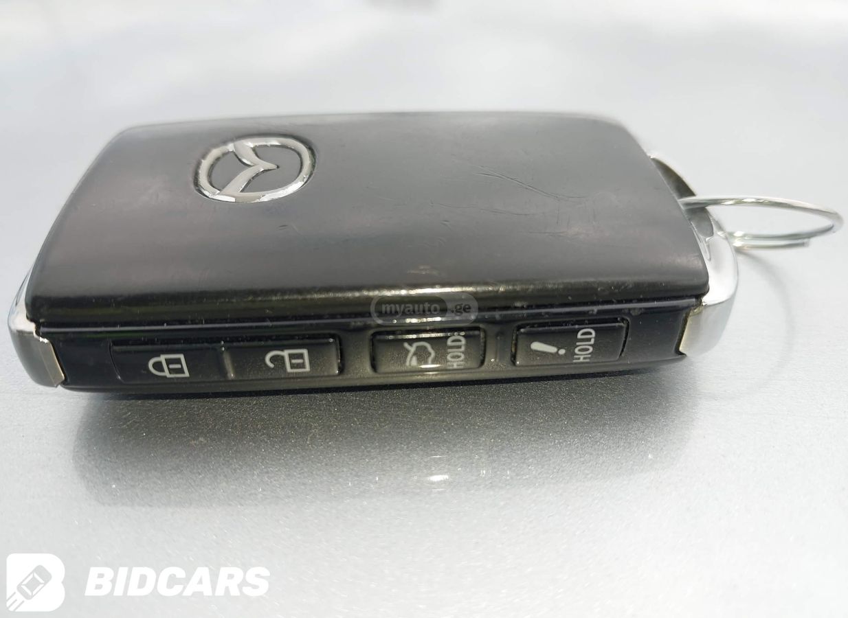 Mazda Mazda 3 - фото 8