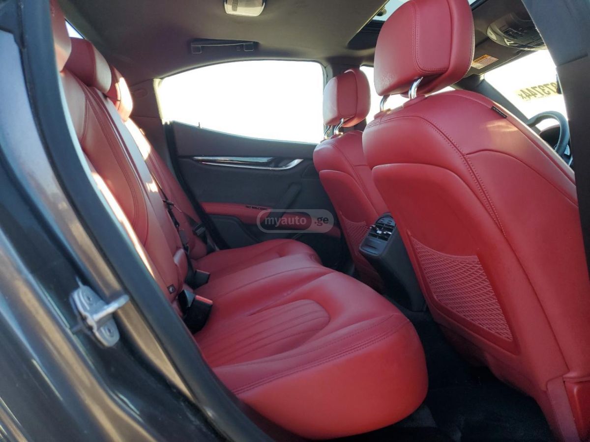 Maserati Ghibli 2023 — миниатюра 10