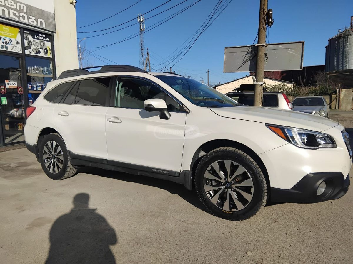 Subaru Outback - фото 1
