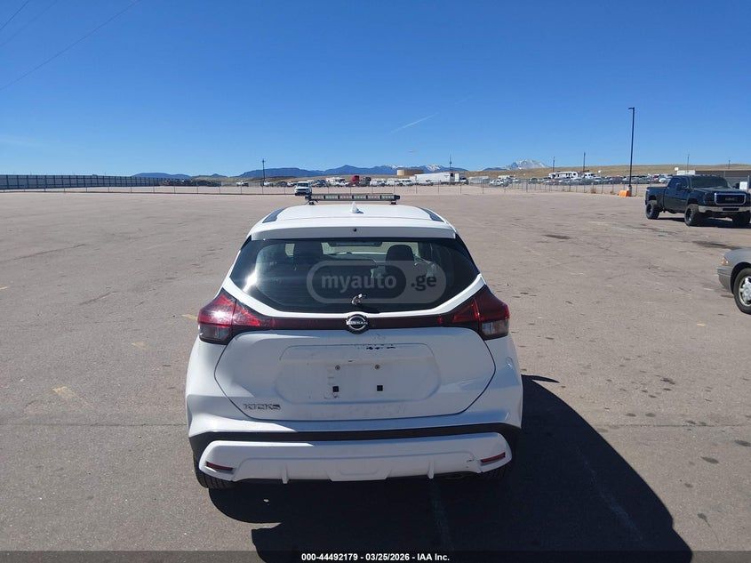 Nissan Kicks - фото 7