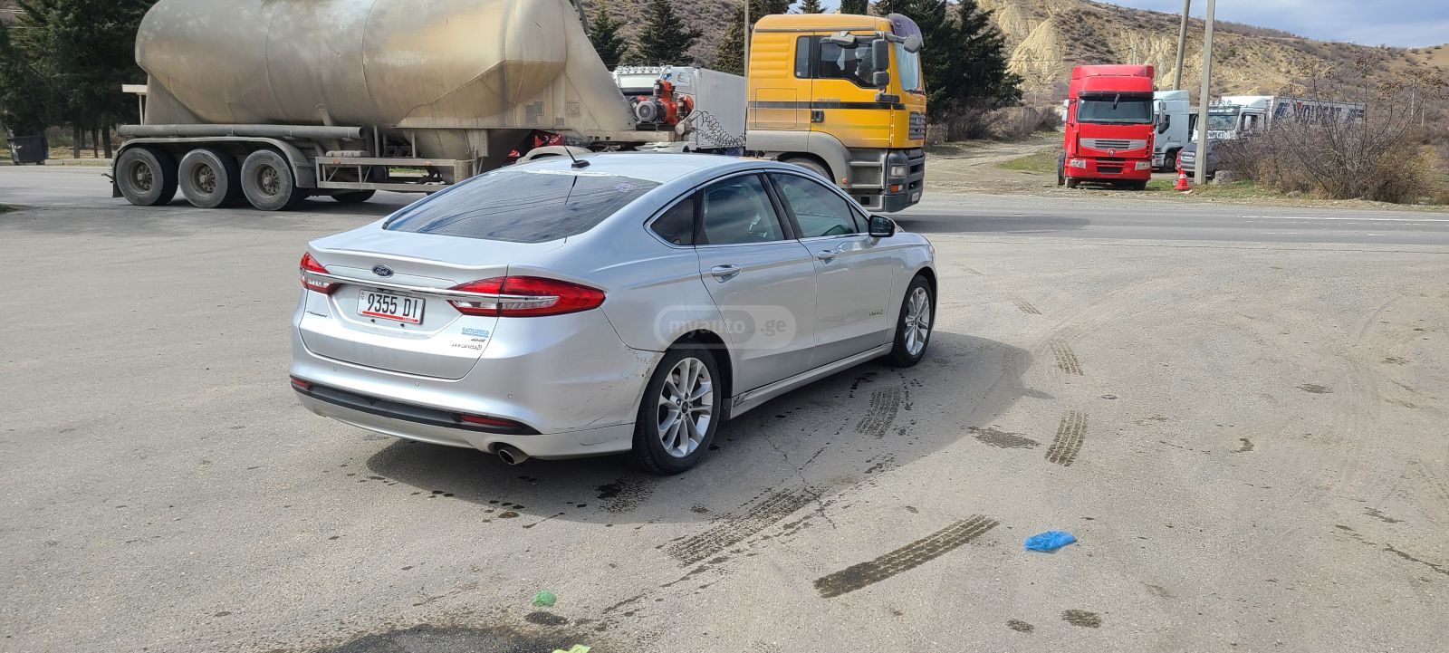 Ford Fusion - фото 7