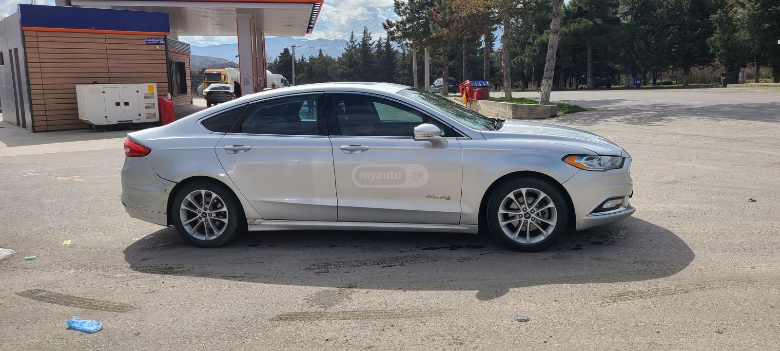 Ford Fusion - фото 8