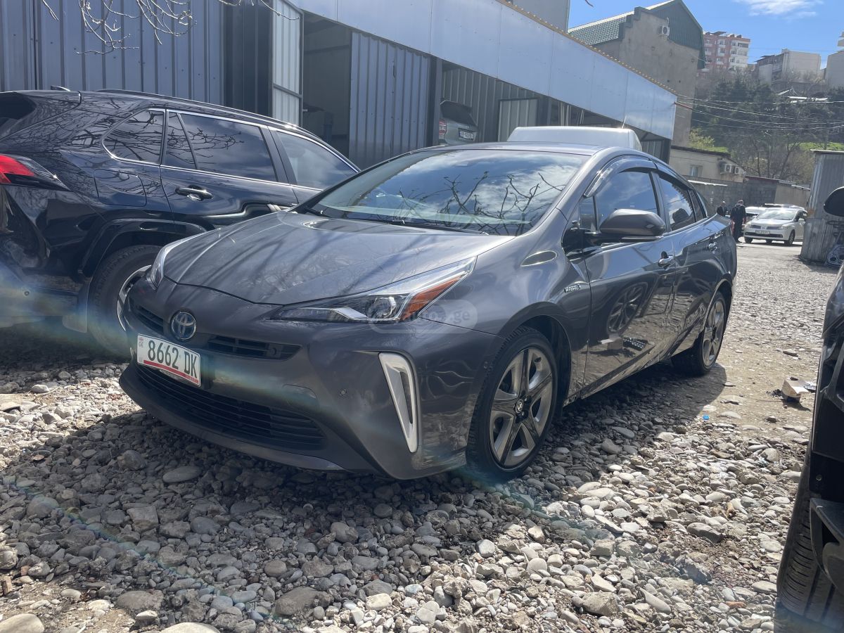 Toyota Prius - фото 4