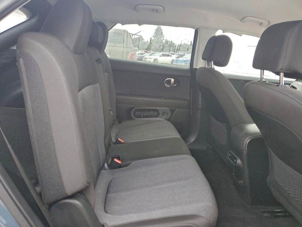 Hyundai Ioniq - фото 10