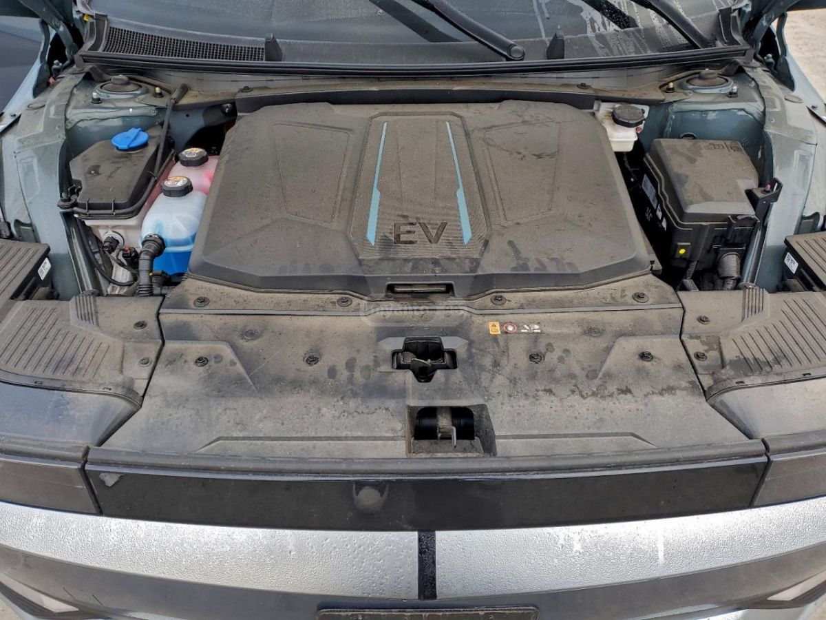 Hyundai Ioniq - фото 11