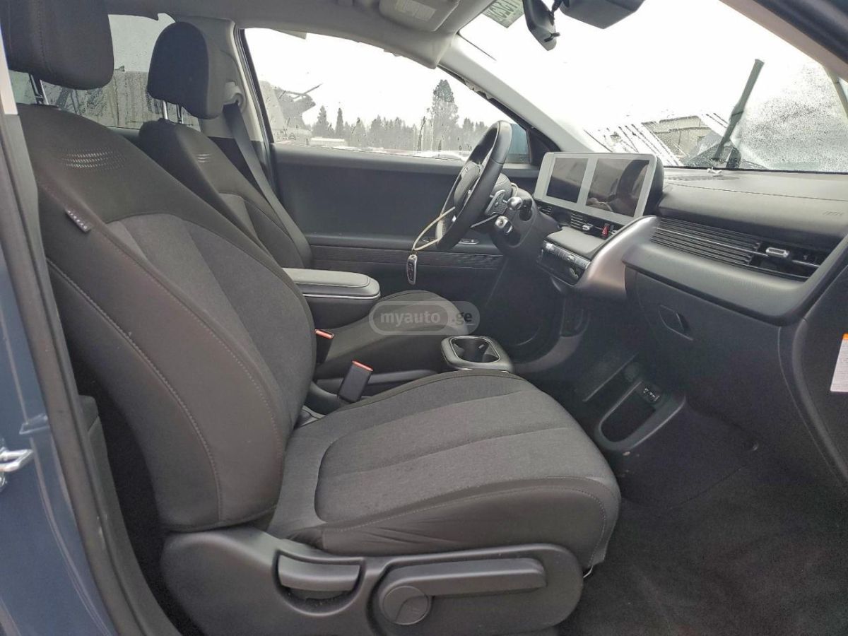 Hyundai Ioniq - фото 7
