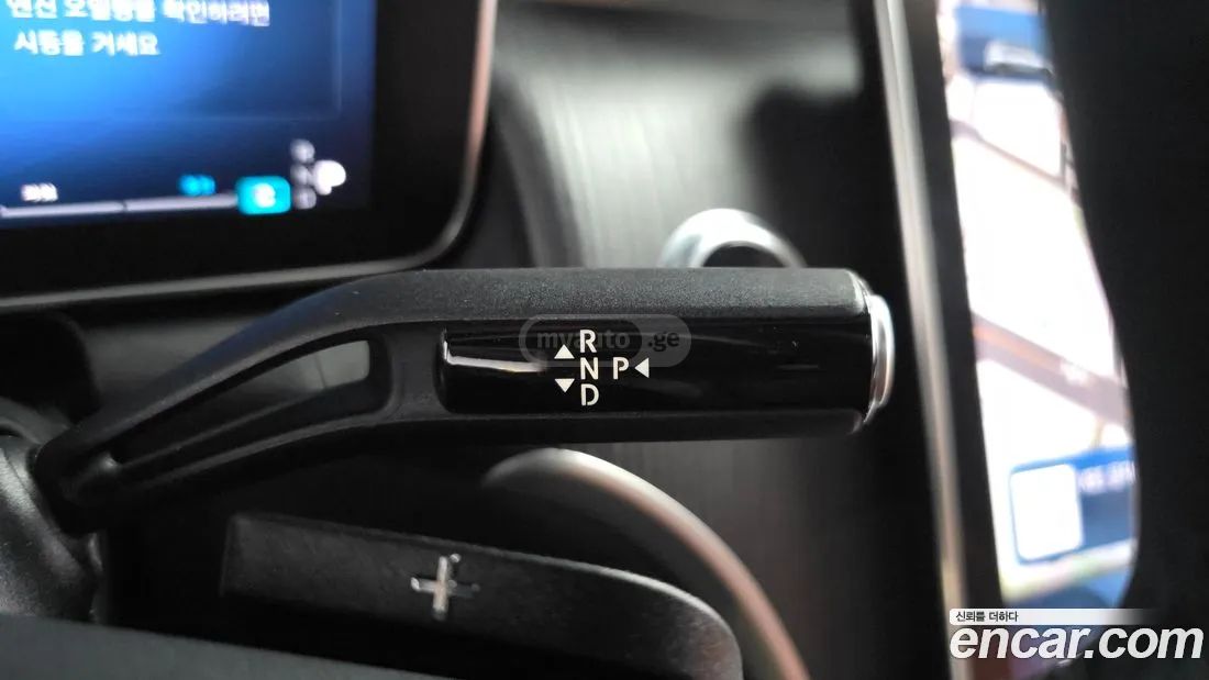 Mercedes-Benz GLC 200 2024 — миниатюра 9