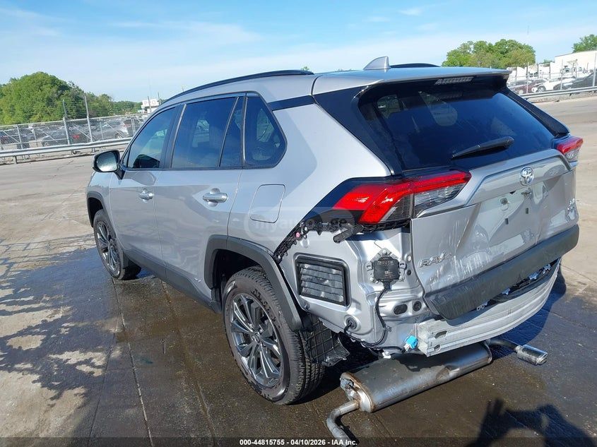 Toyota Rav 4 - фото 4