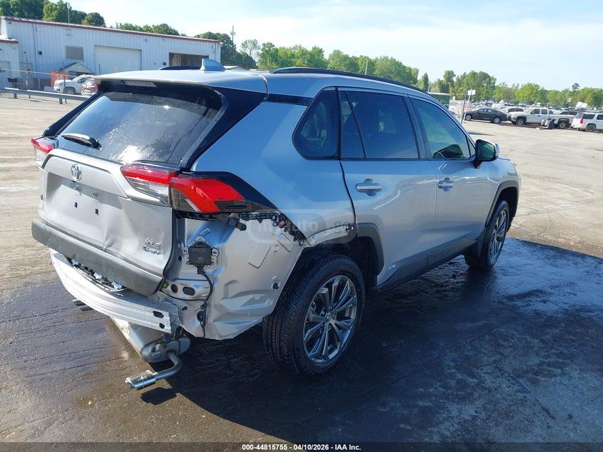 Toyota Rav 4 - фото 5