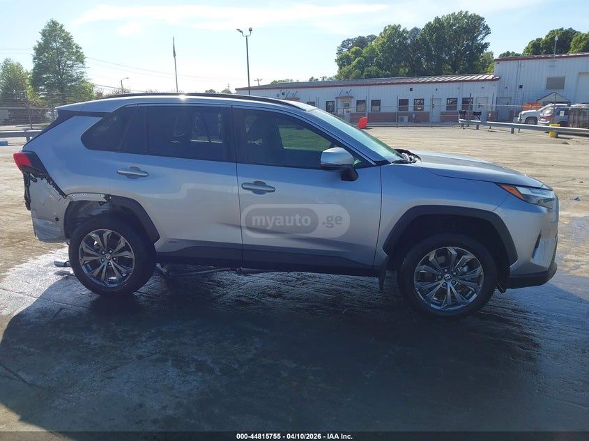 Toyota Rav 4 - фото 9