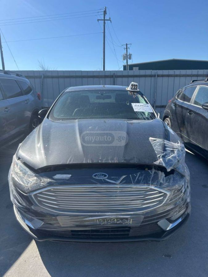 Ford Fusion - фото 2