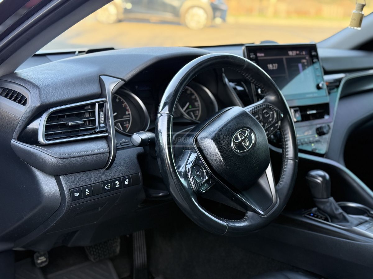 Toyota Camry - фото 11