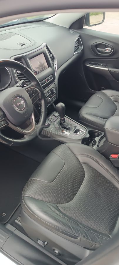 Jeep Cherokee - фото 10