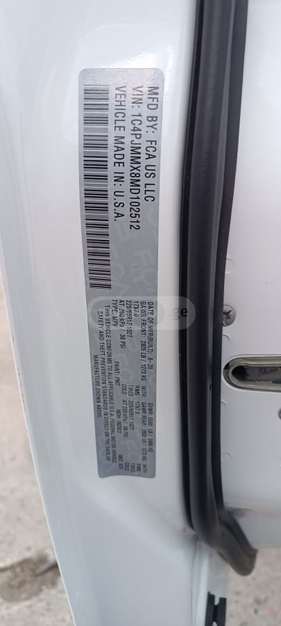 Jeep Cherokee - фото 6