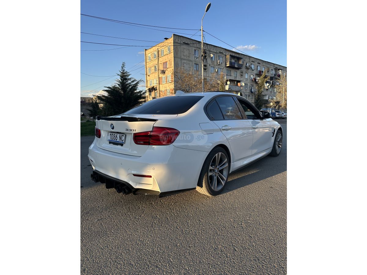 BMW 330 - фото 4