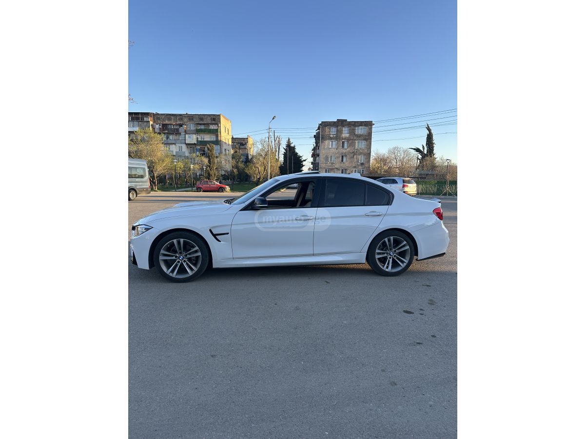 BMW 330 - фото 7