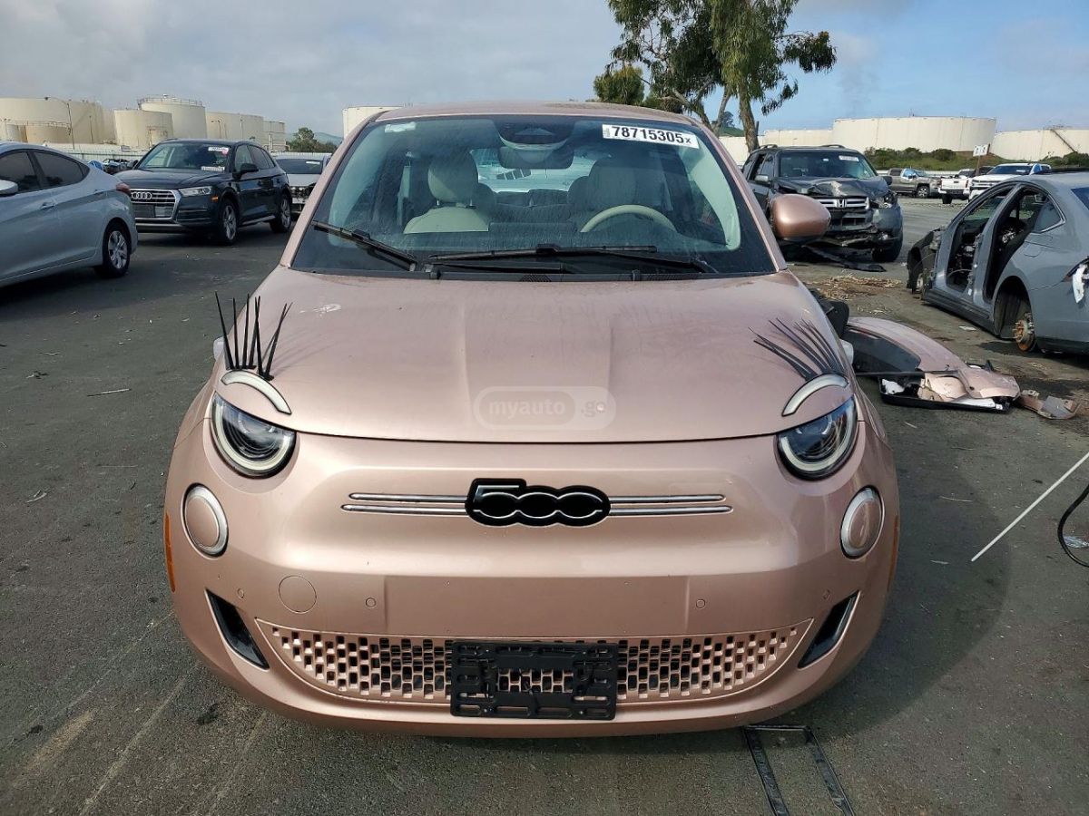 Fiat 500e 2024 — миниатюра 5