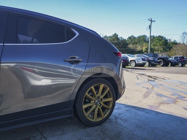 Mazda Mazda 3 - фото 11