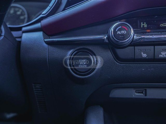 Mazda Mazda 3 - фото 13