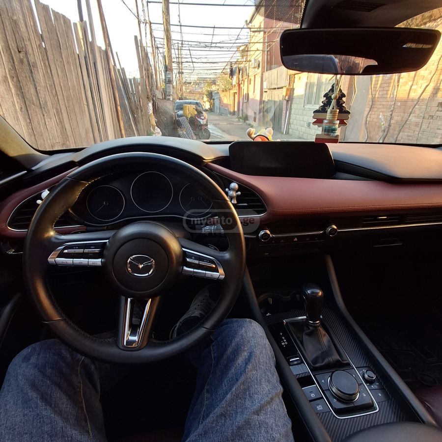 Mazda Mazda 3 - фото 5