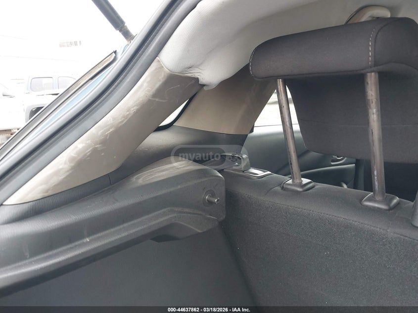 Mazda CX-3 - фото 12