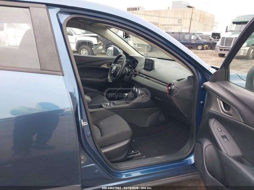 Mazda CX-3 - фото 5