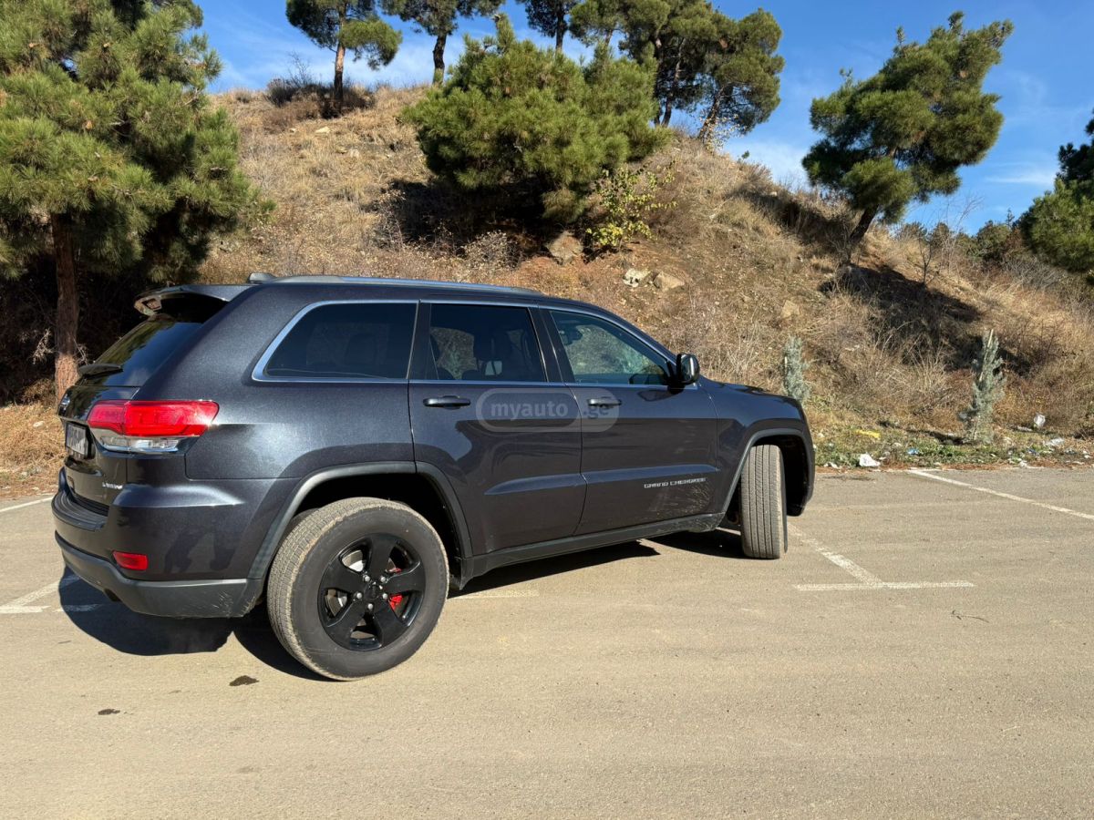 Jeep Grand Cherokee - фото 4
