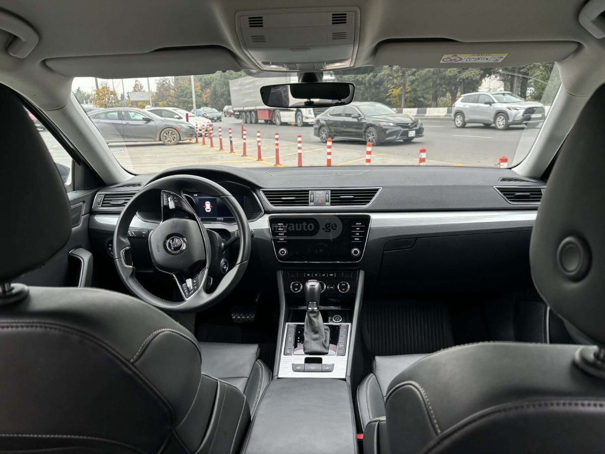 Skoda Superb - фото 2