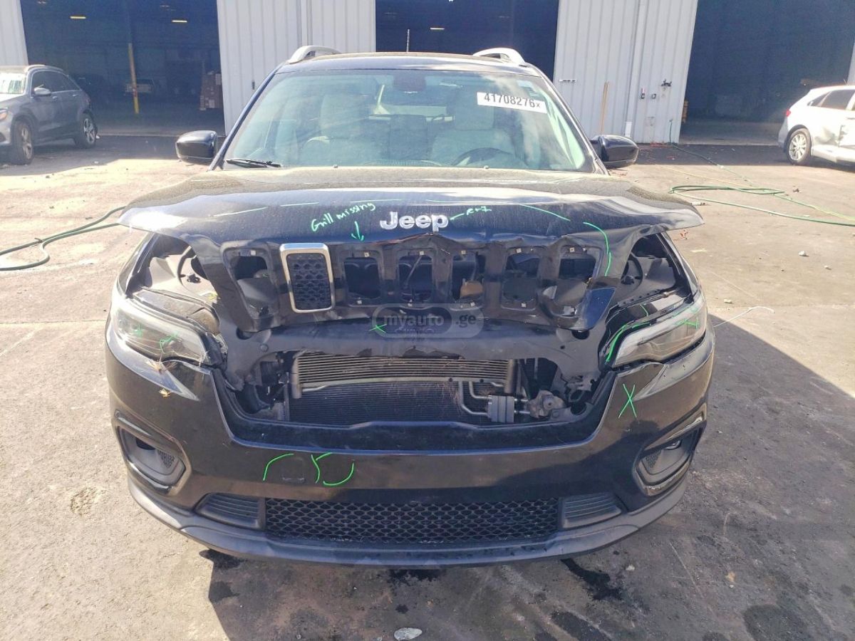 Jeep Cherokee - фото 5