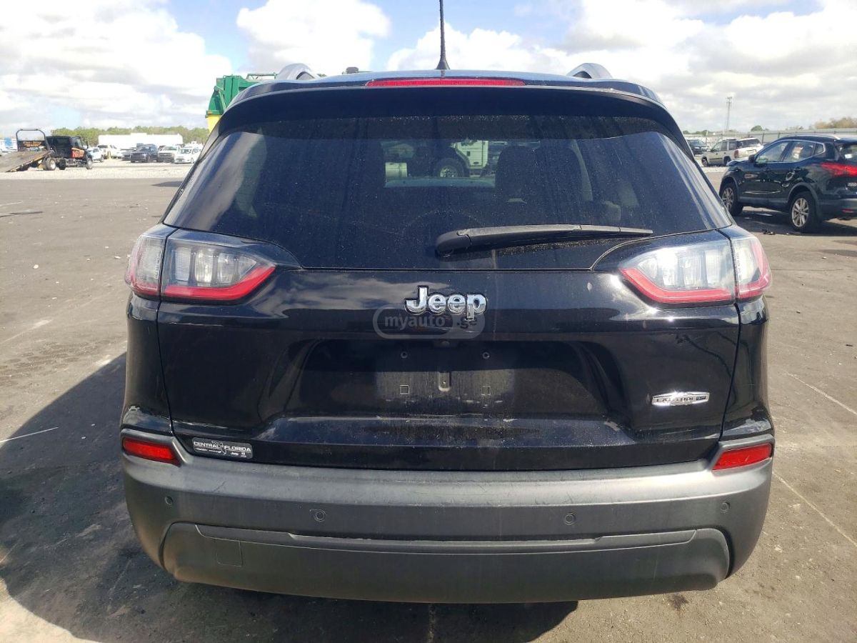 Jeep Cherokee - фото 6