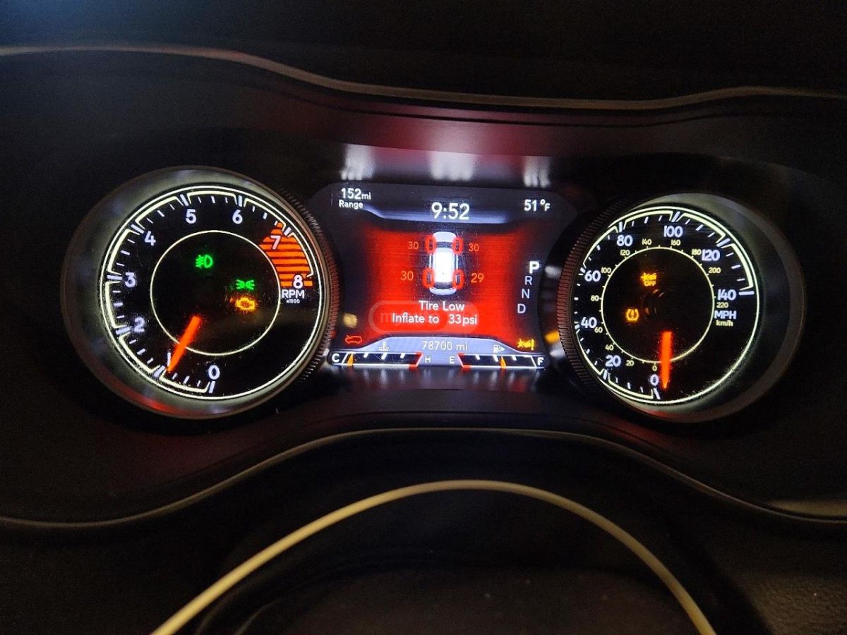 Jeep Cherokee - фото 9