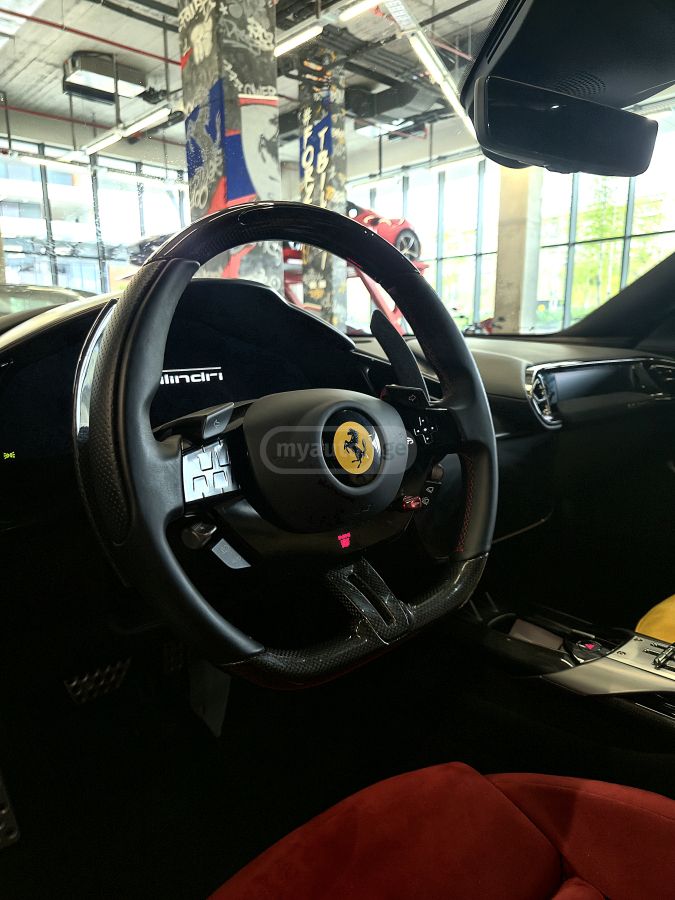 Ferrari 12 Cilindri 2025 — миниатюра 6