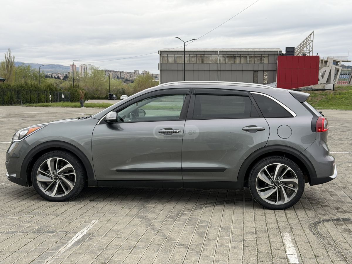 Kia Niro - фото 8