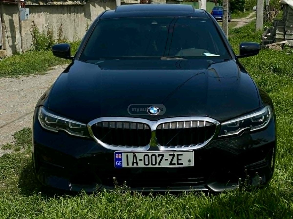 BMW 330 - фото 1