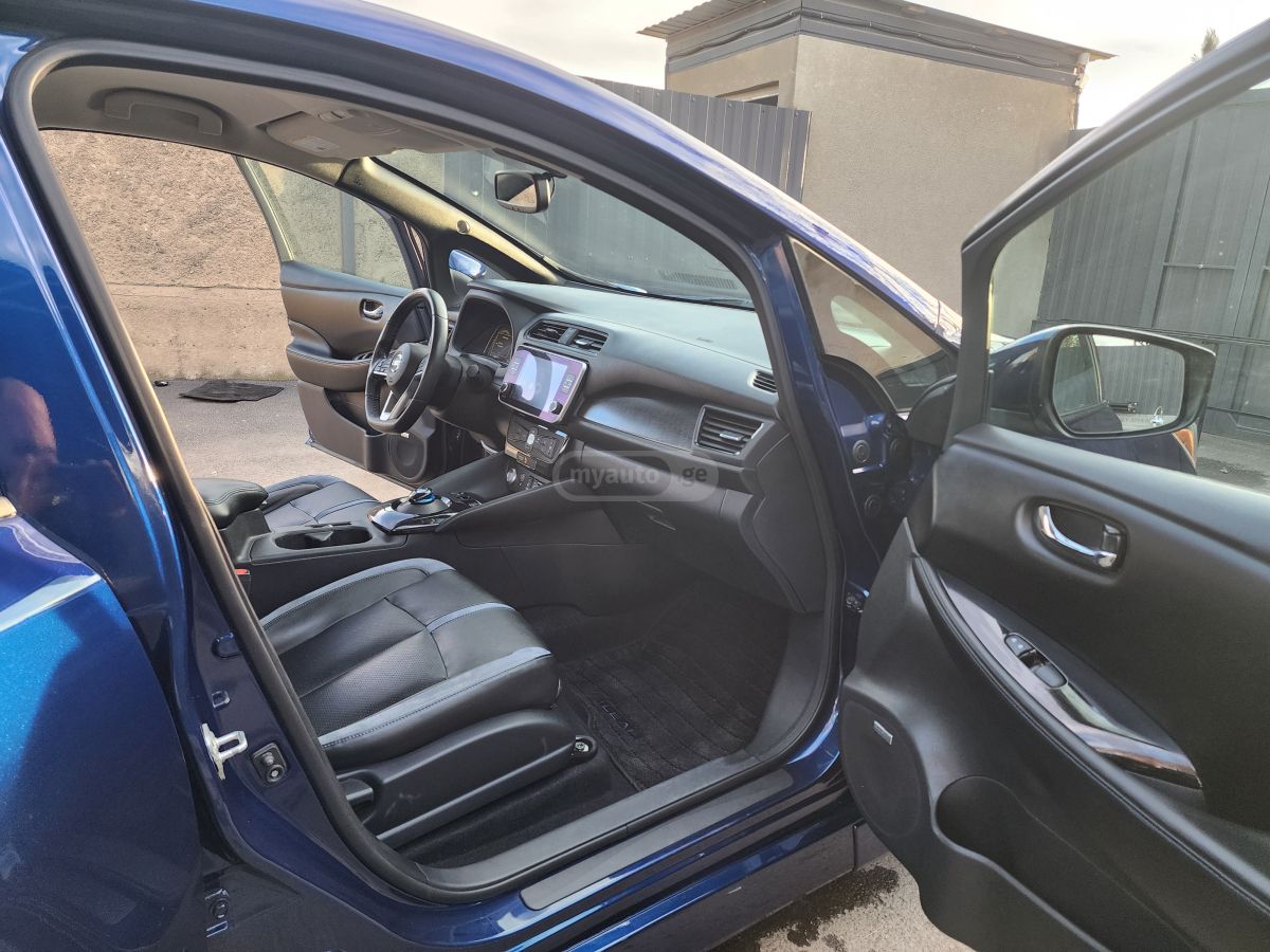Nissan Leaf - фото 10