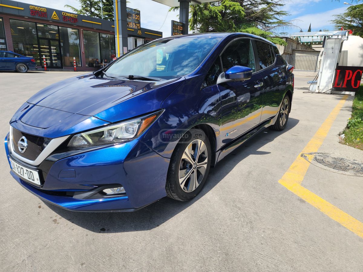 Nissan Leaf - фото 3