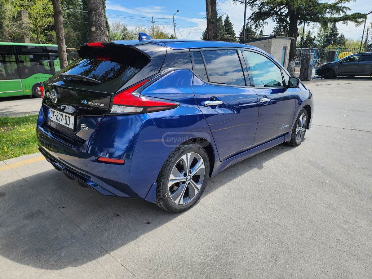 Nissan Leaf - фото 6