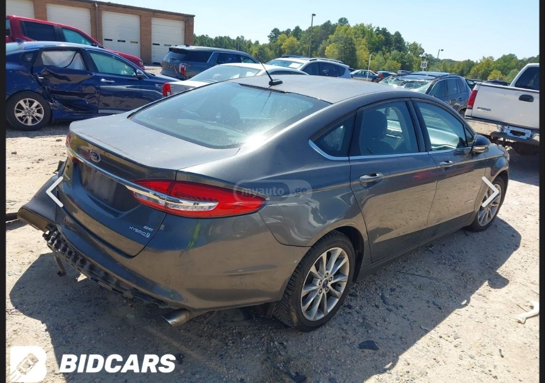 Ford Fusion - фото 11