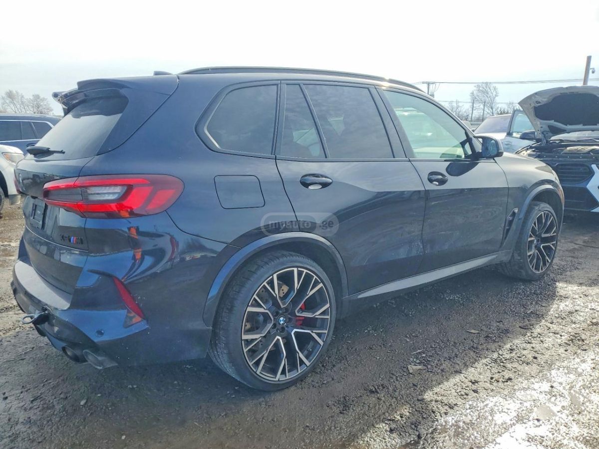 BMW X5 - фото 3
