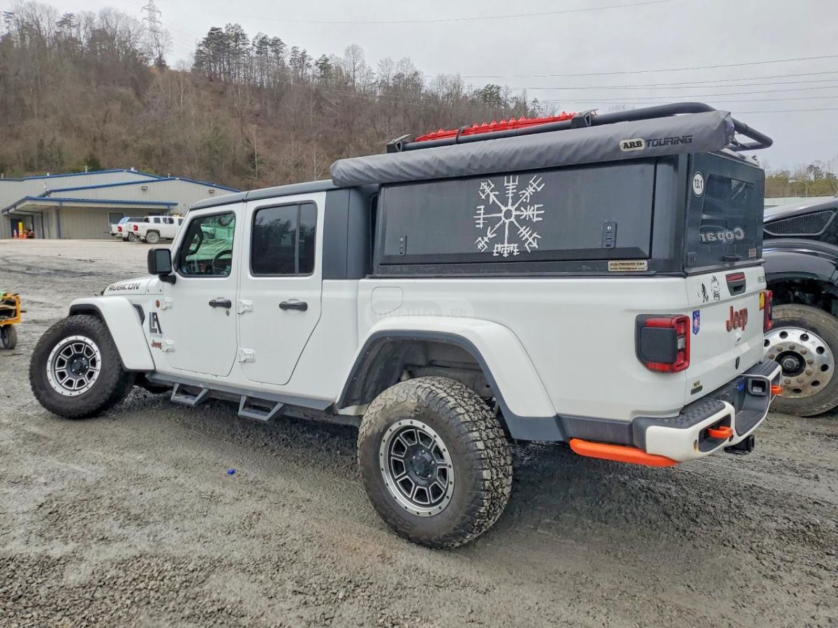 Jeep Gladiator Rubicon 4dr 4x4 Crew Cab 5 ft. 2022 — миниатюра 2