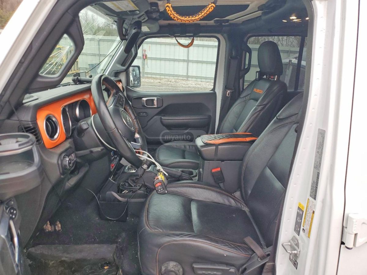 Jeep Gladiator Rubicon 4dr 4x4 Crew Cab 5 ft. 2022 — миниатюра 7