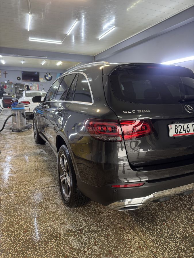 Mercedes-Benz Base GLC 300 4dr All-Wheel Dri — миниатюра 9